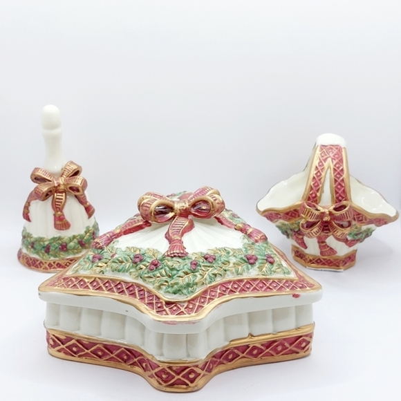 Set of 3 Vintage International Bazaar‎ Pfaltzgraff Christmas Decor - Picture 1 of 16